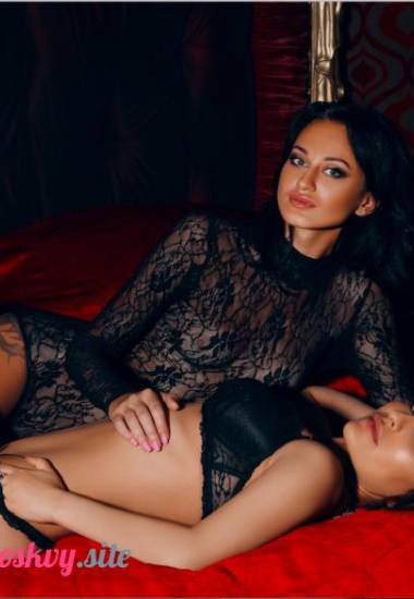 Ангелина и Альбина